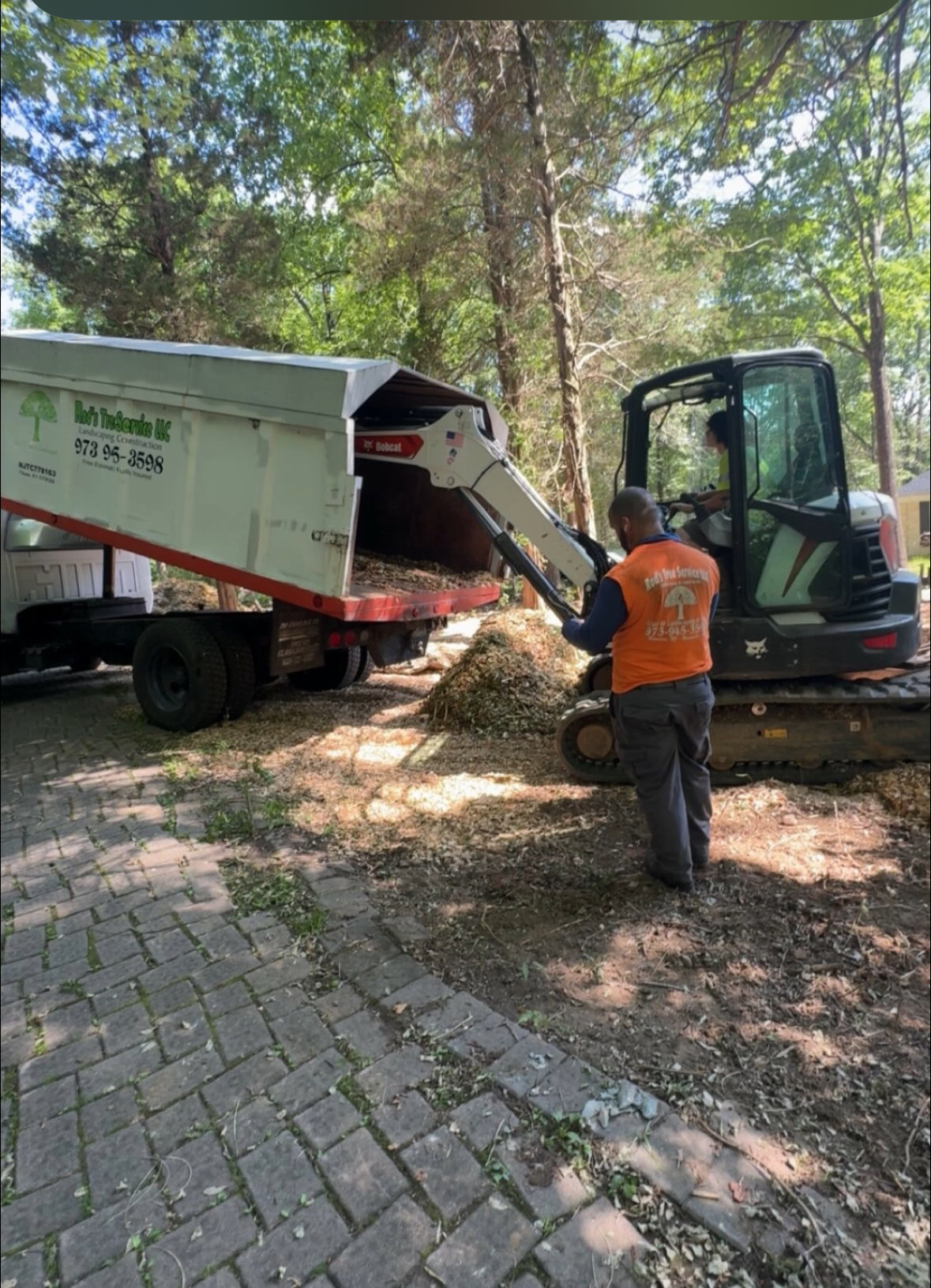 DCD Laborers material delivery